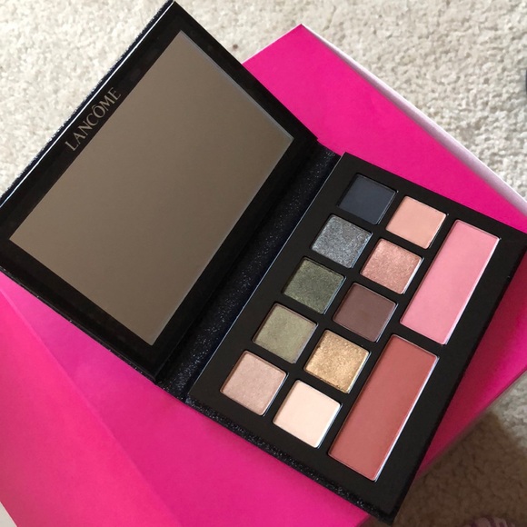 lancome eyeshadow and blush palette glow
